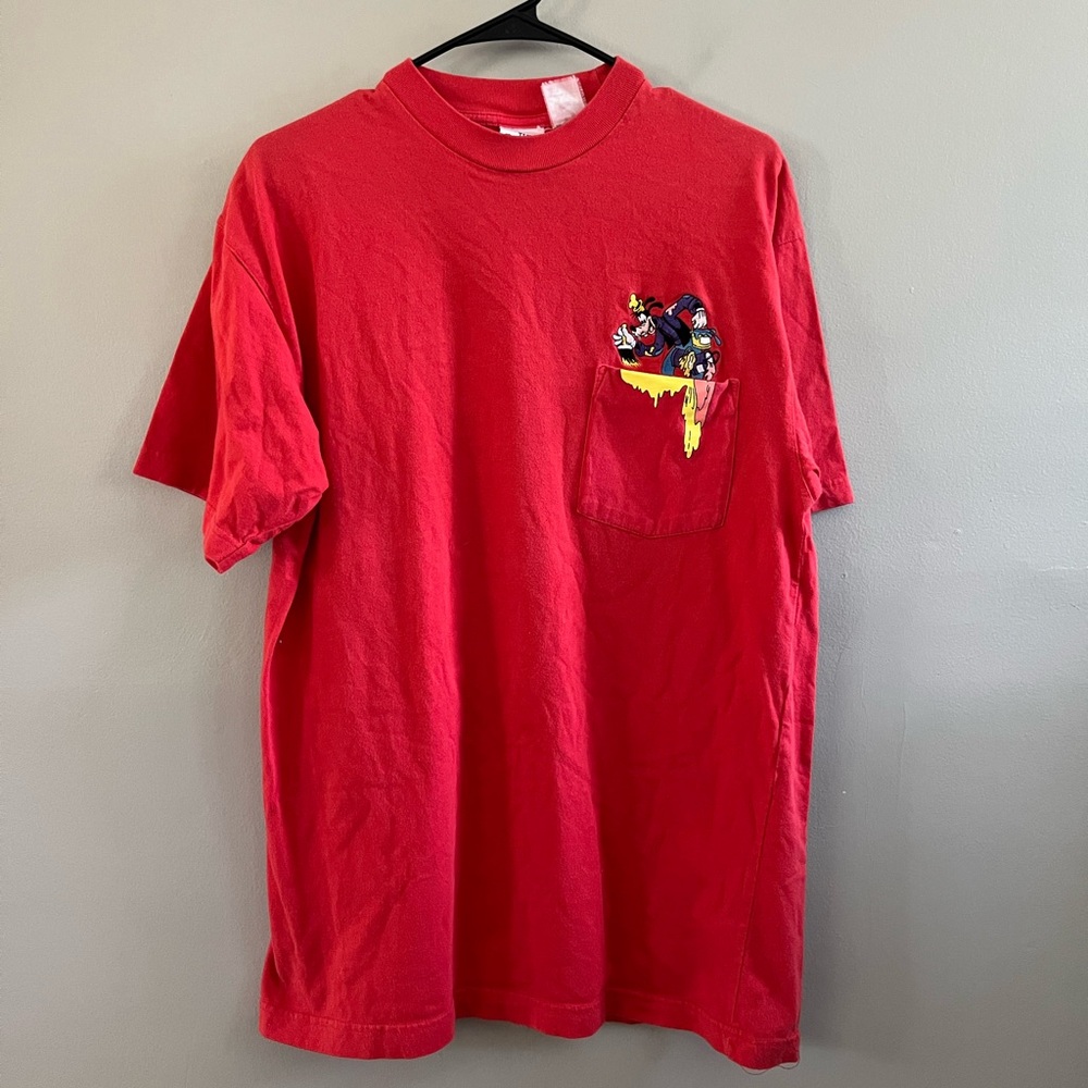 Vintage Disney Pocket Tee- Red Goofy Painting - Embroidered‎
